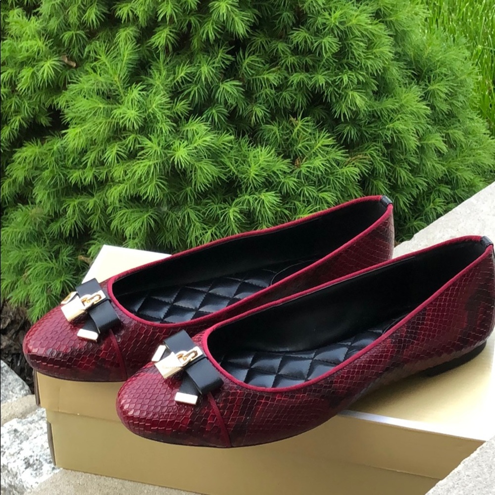 Michael kors Alice Ballet Embossed leather maroon